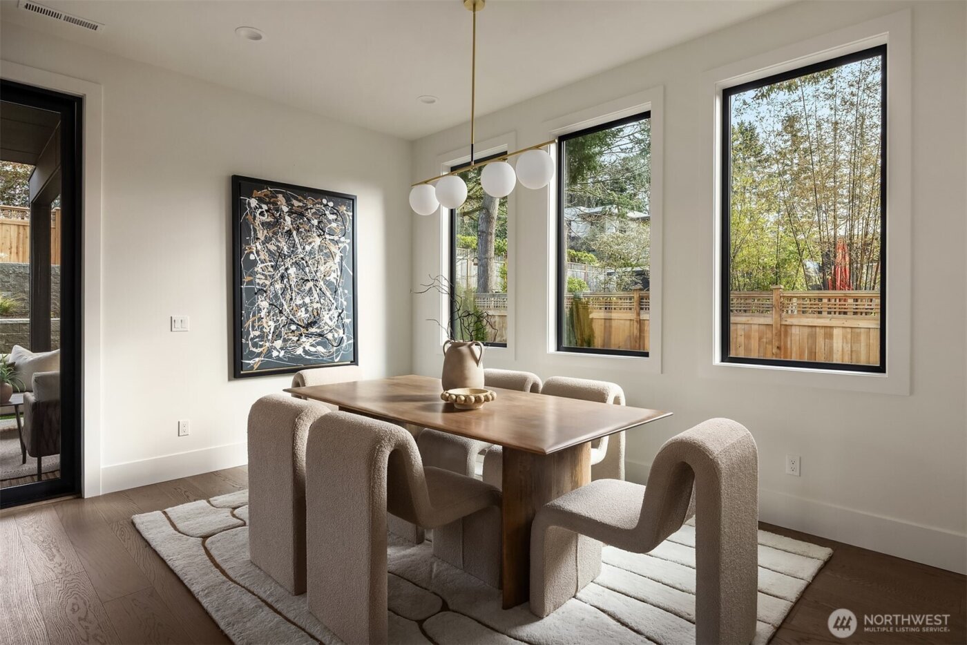 5808 Lakeview Drive , Kirkland, WA 98033