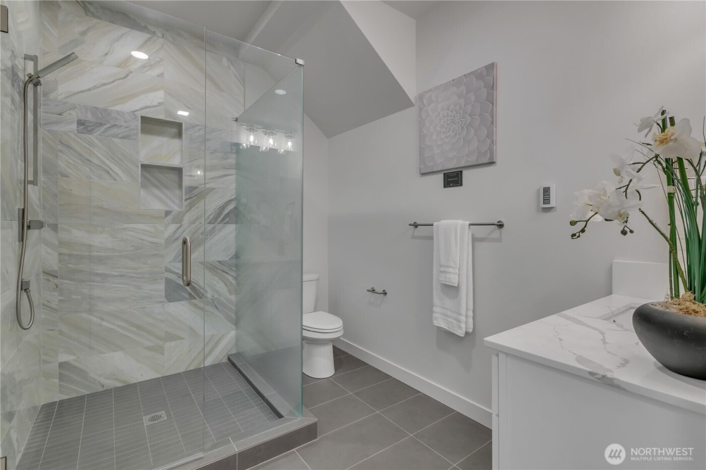 4019 4th Avenue NE #B, Seattle, WA 98105