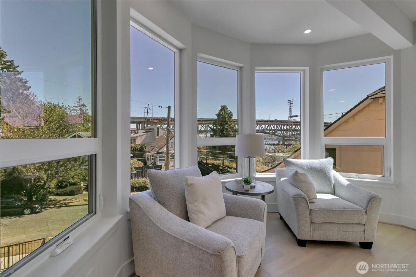 4019 4th Avenue NE #B, Seattle, WA 98105