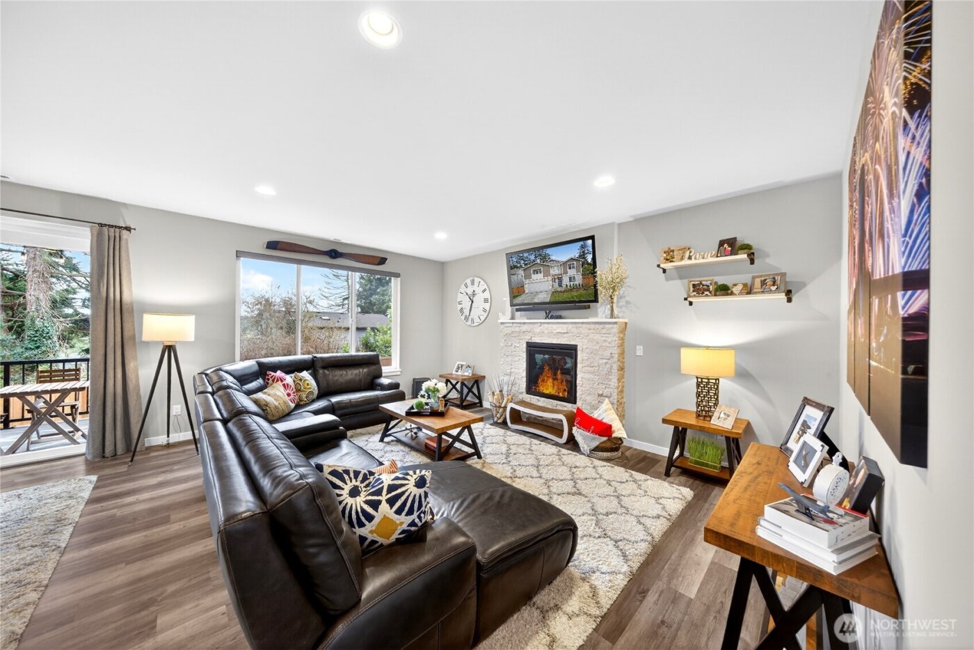 2210 SW Putnam Dr. , Oak Harbor, WA 98277