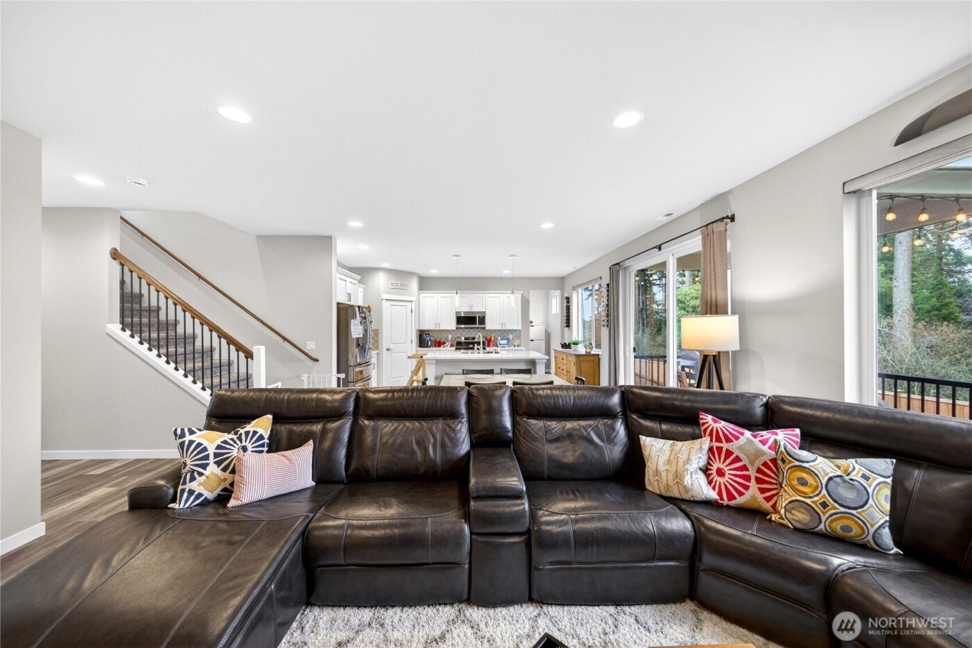 2210 SW Putnam Dr. , Oak Harbor, WA 98277