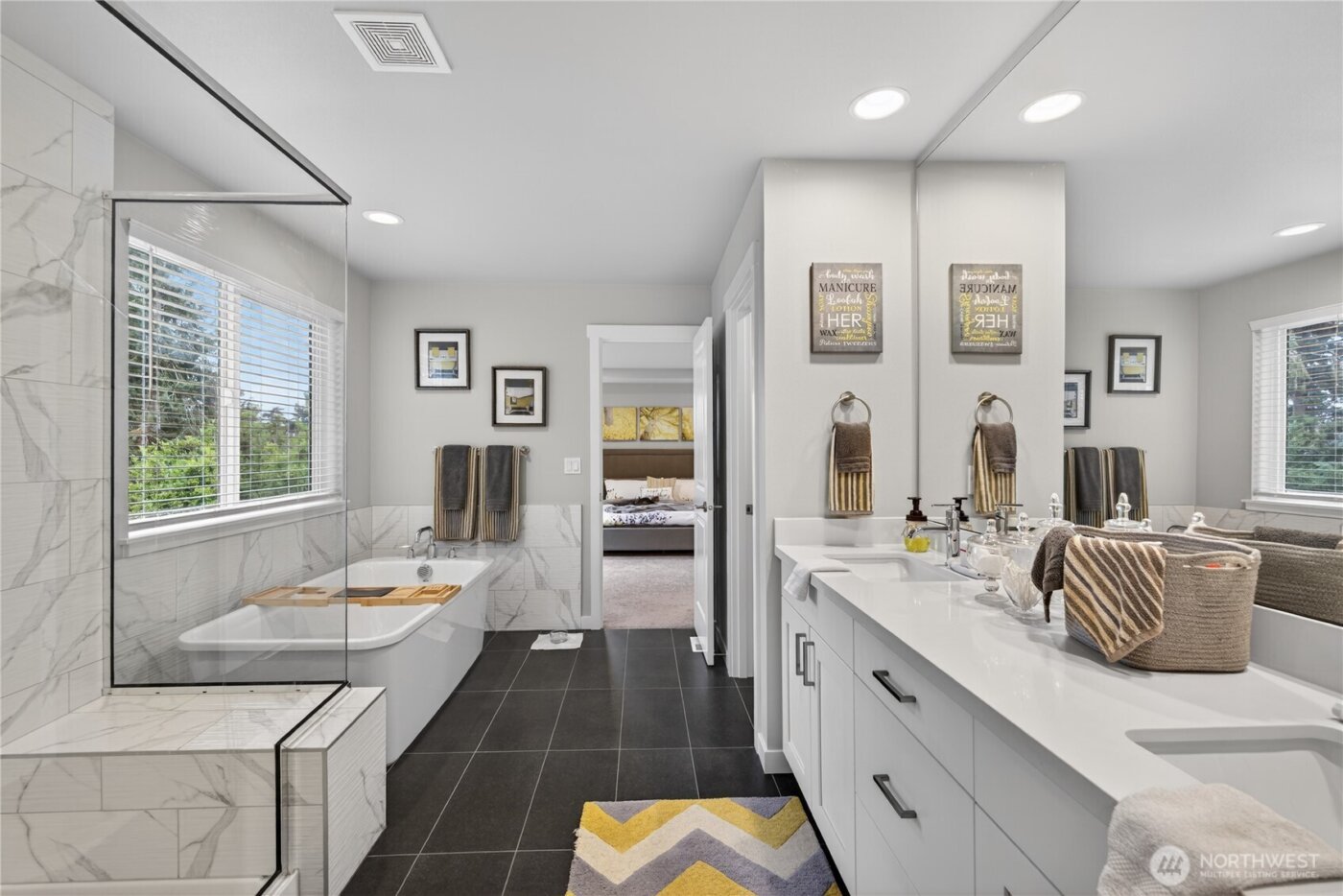 2210 SW Putnam Dr. , Oak Harbor, WA 98277