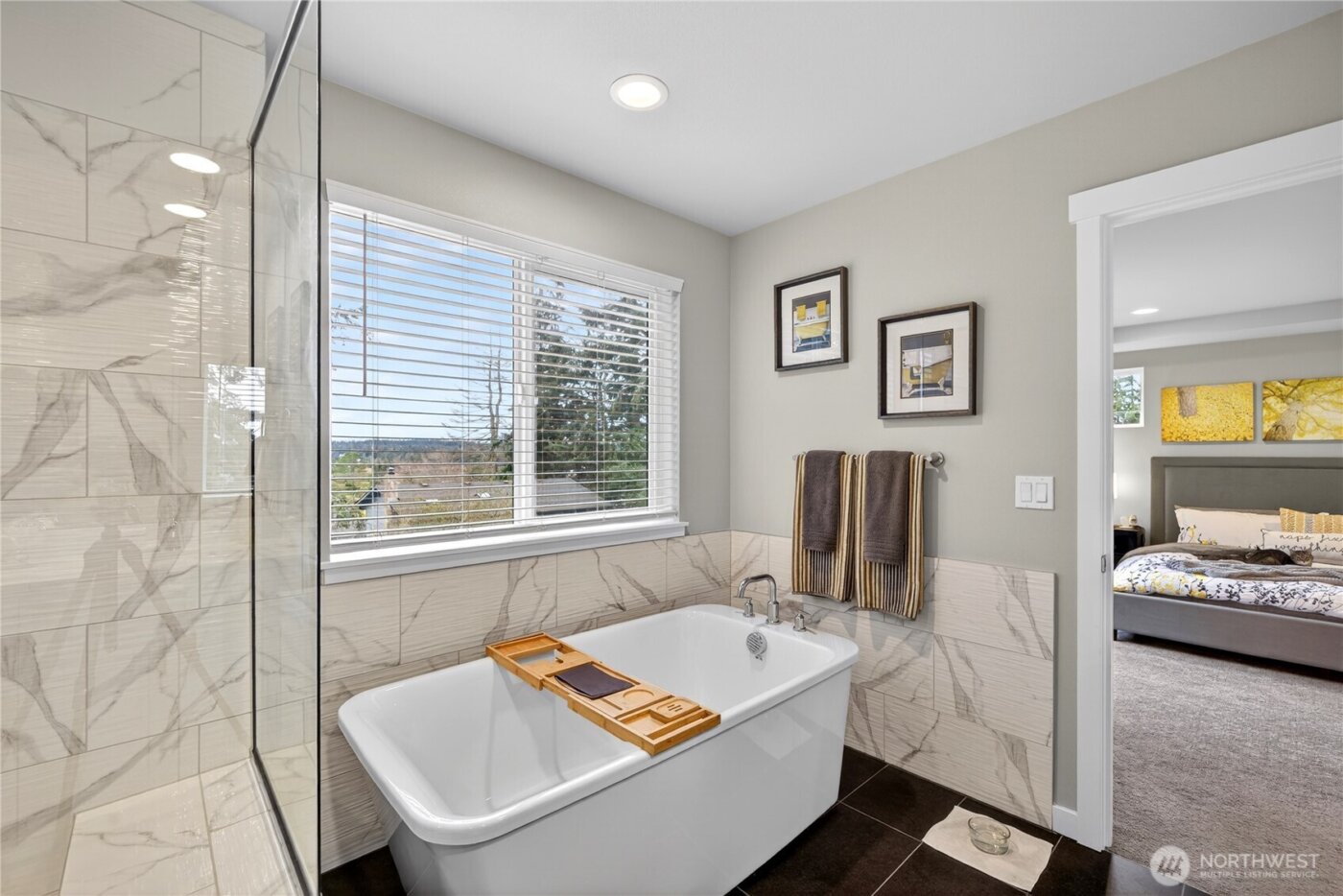 2210 SW Putnam Dr. , Oak Harbor, WA 98277