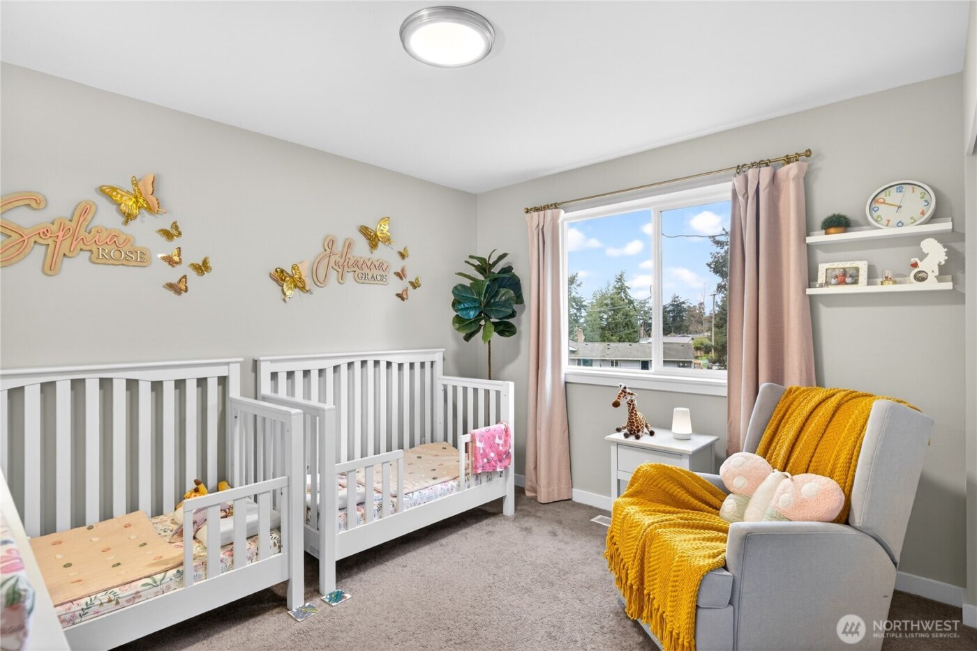 2210 SW Putnam Dr. , Oak Harbor, WA 98277