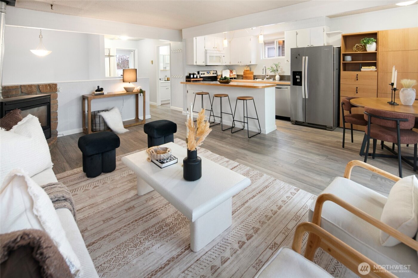 942 N 82nd Street , Seattle, WA 98103