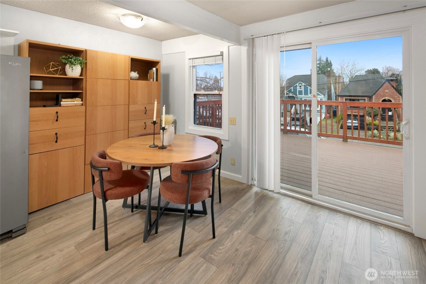 942 N 82nd Street , Seattle, WA 98103