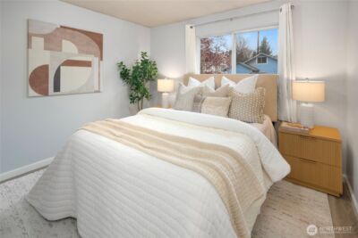 942 N 82nd Street , Seattle, WA 98103 - Photo 8