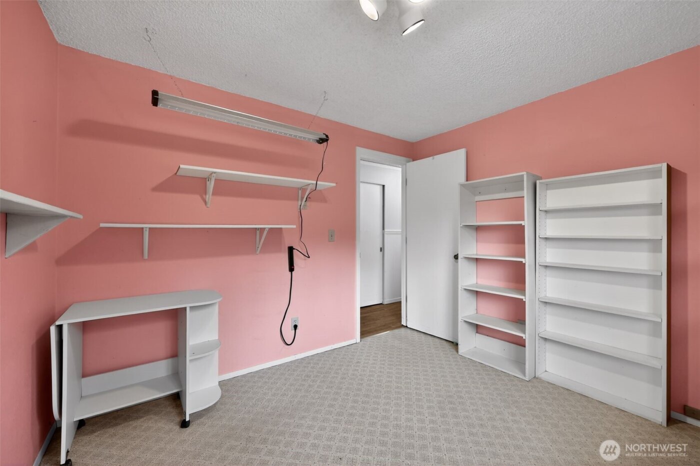 271 Hawkins Road , Winlock, WA 98596