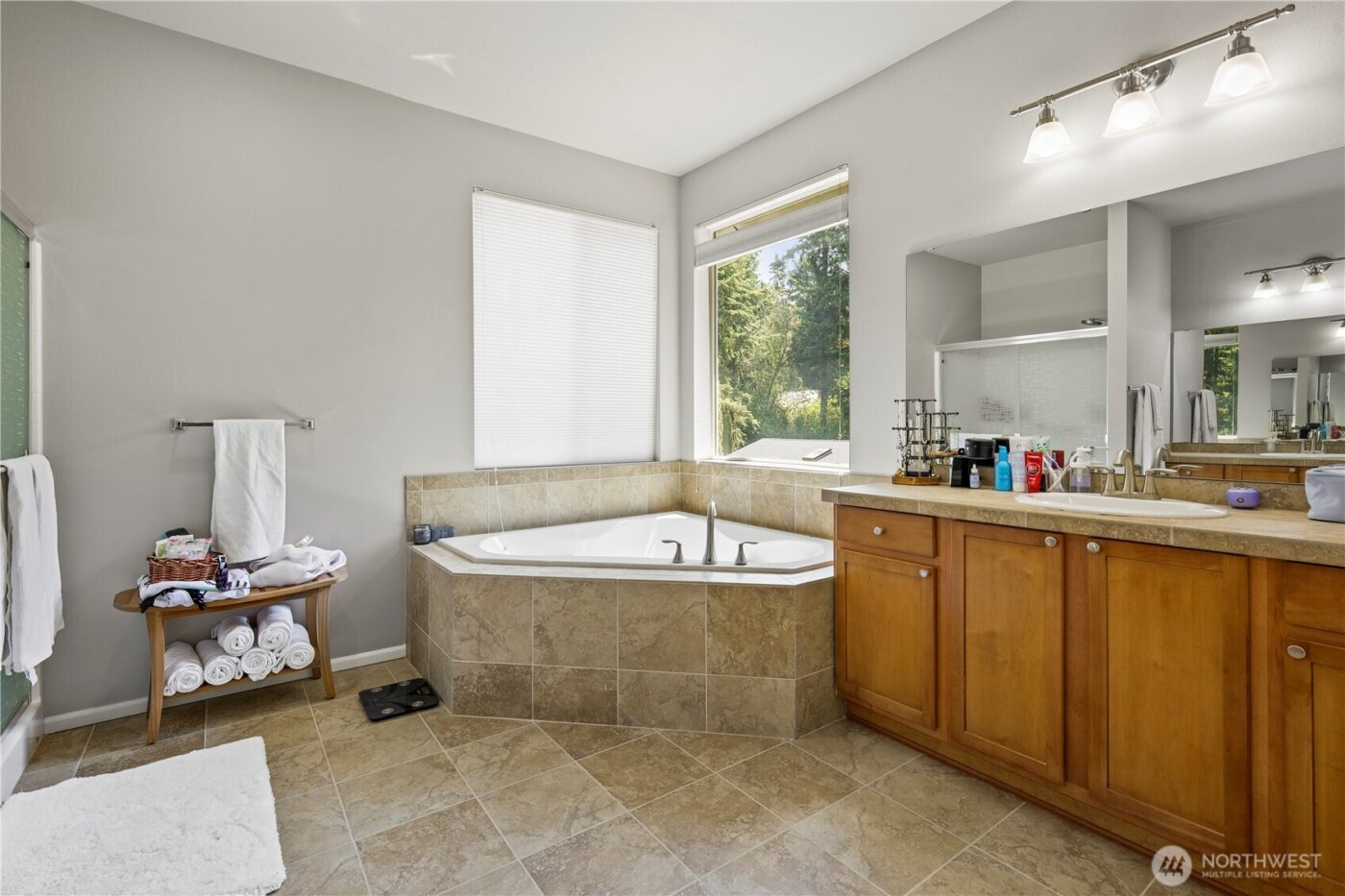 16902 23rd St Court E, Lake Tapps, WA 98391