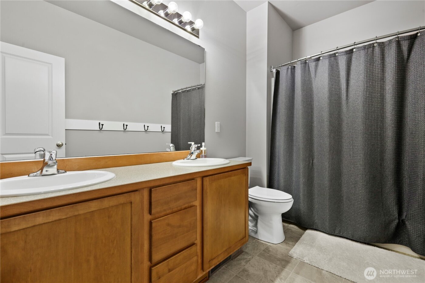 16902 23rd St Court E, Lake Tapps, WA 98391