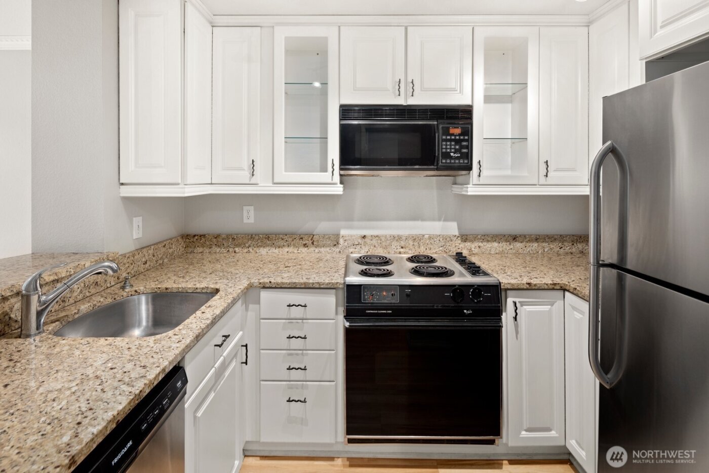 2244 13th Avenue W #407, Seattle, WA 98119