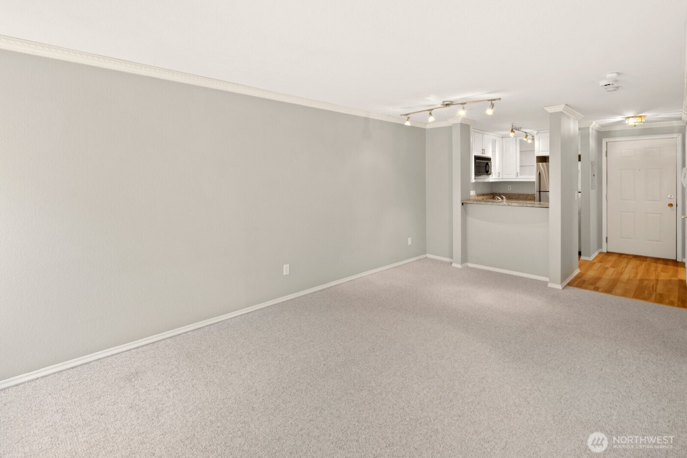 2244 13th Avenue W #407, Seattle, WA 98119