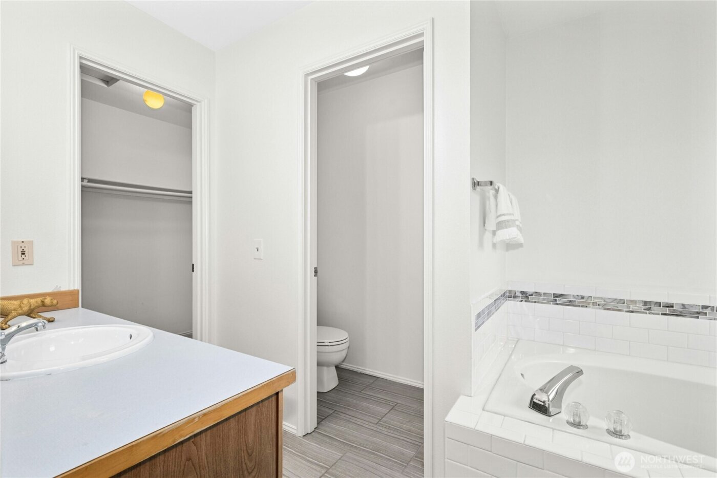26603 199th Place SE, Covington, WA 98042