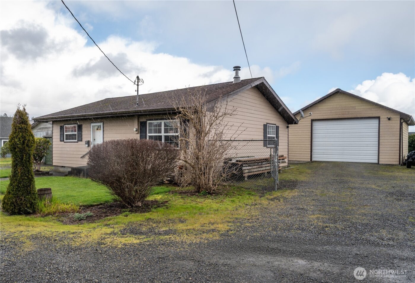 304 Oak Street , Aberdeen, WA 98520
