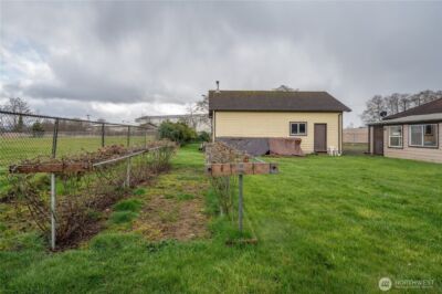 304 Oak Street , Aberdeen, WA 98520 - Photo 3