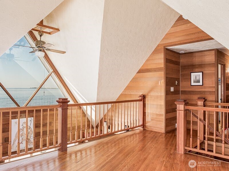 633 State Route 101 , Chinook, WA 98614