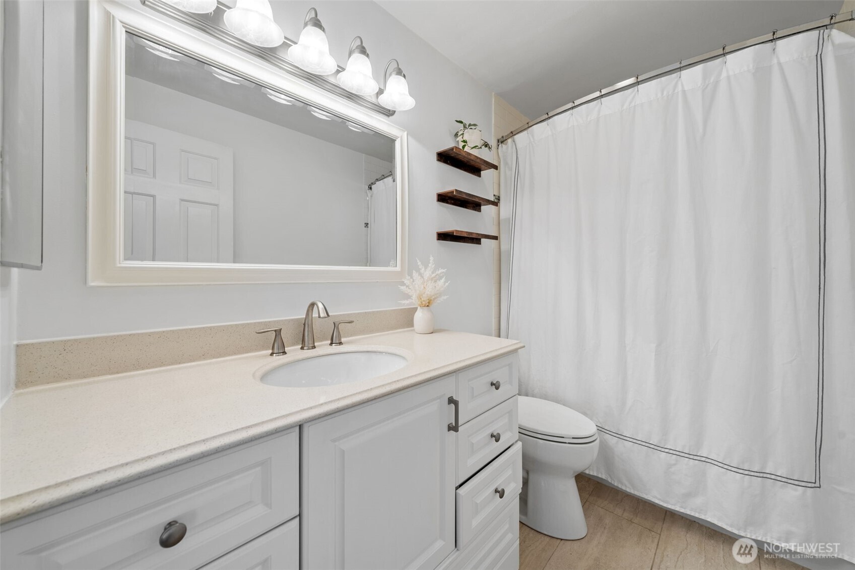 65 Kirkland Avenue #202, Kirkland, WA 98033