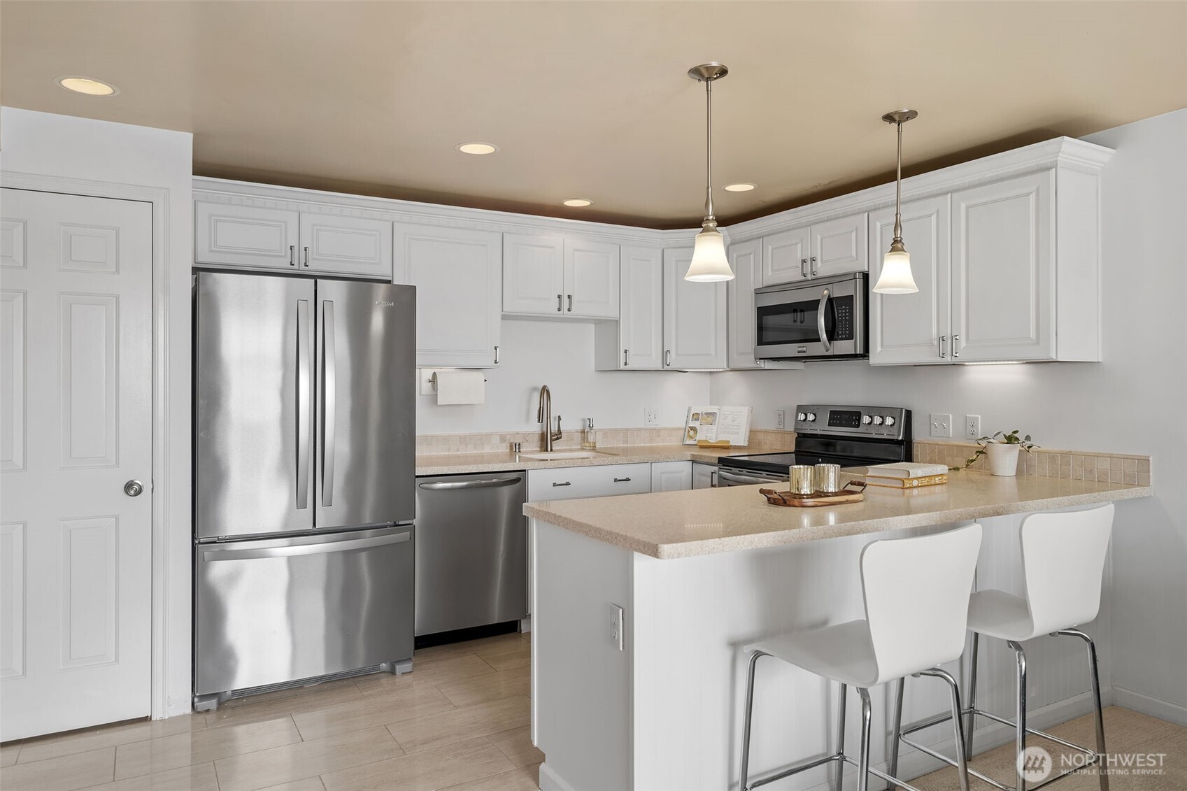 65 Kirkland Avenue #202, Kirkland, WA 98033