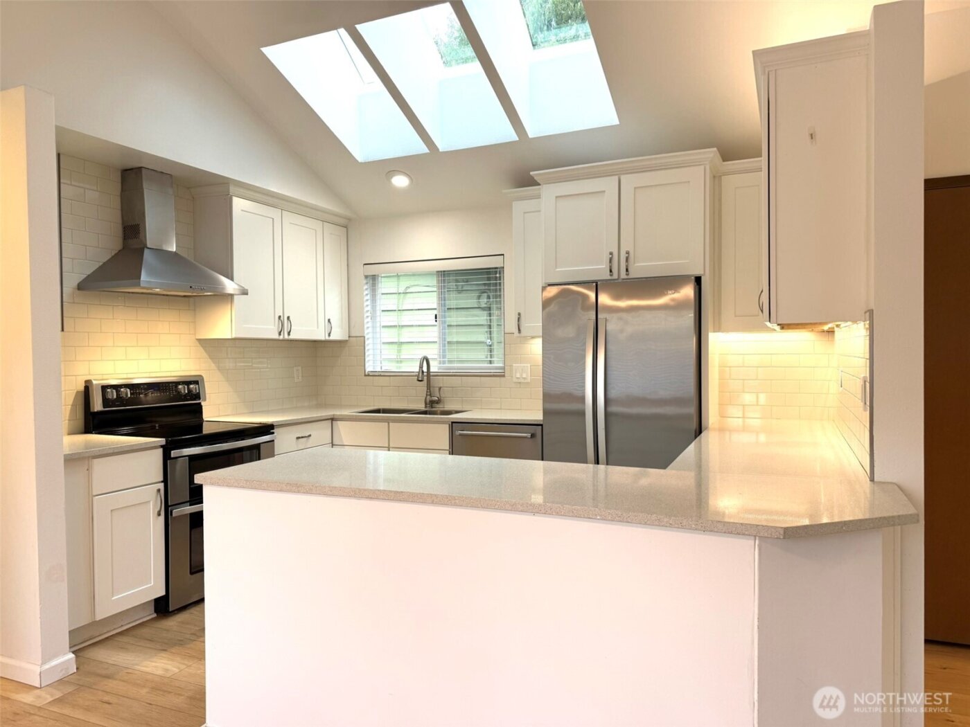 12043 Bartlett Avenue NE, Seattle, WA 98125