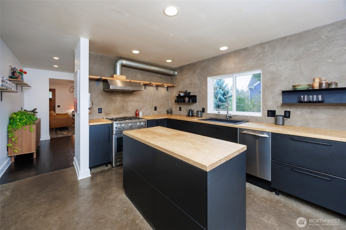 2327 W Mukilteo Boulevard , Everett, WA 98203