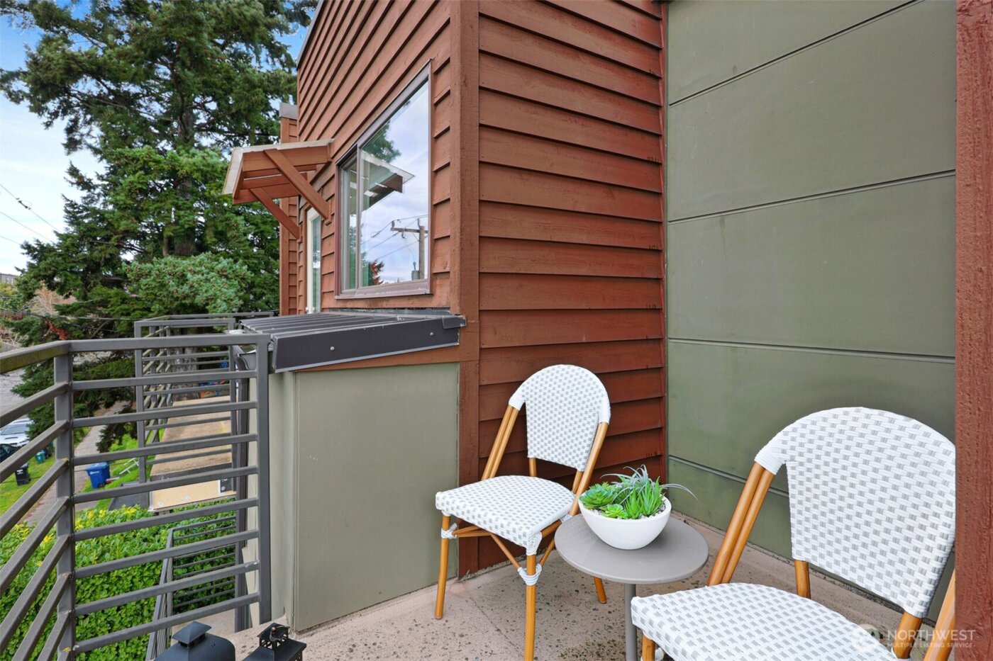 2046 14th Avenue W #B, Seattle, WA 98119