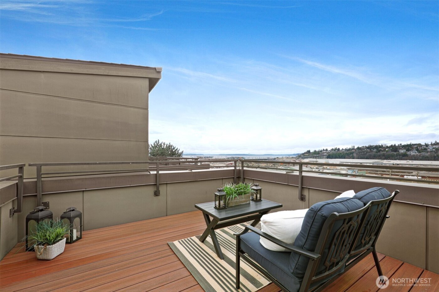 2046 14th Avenue W #B, Seattle, WA 98119