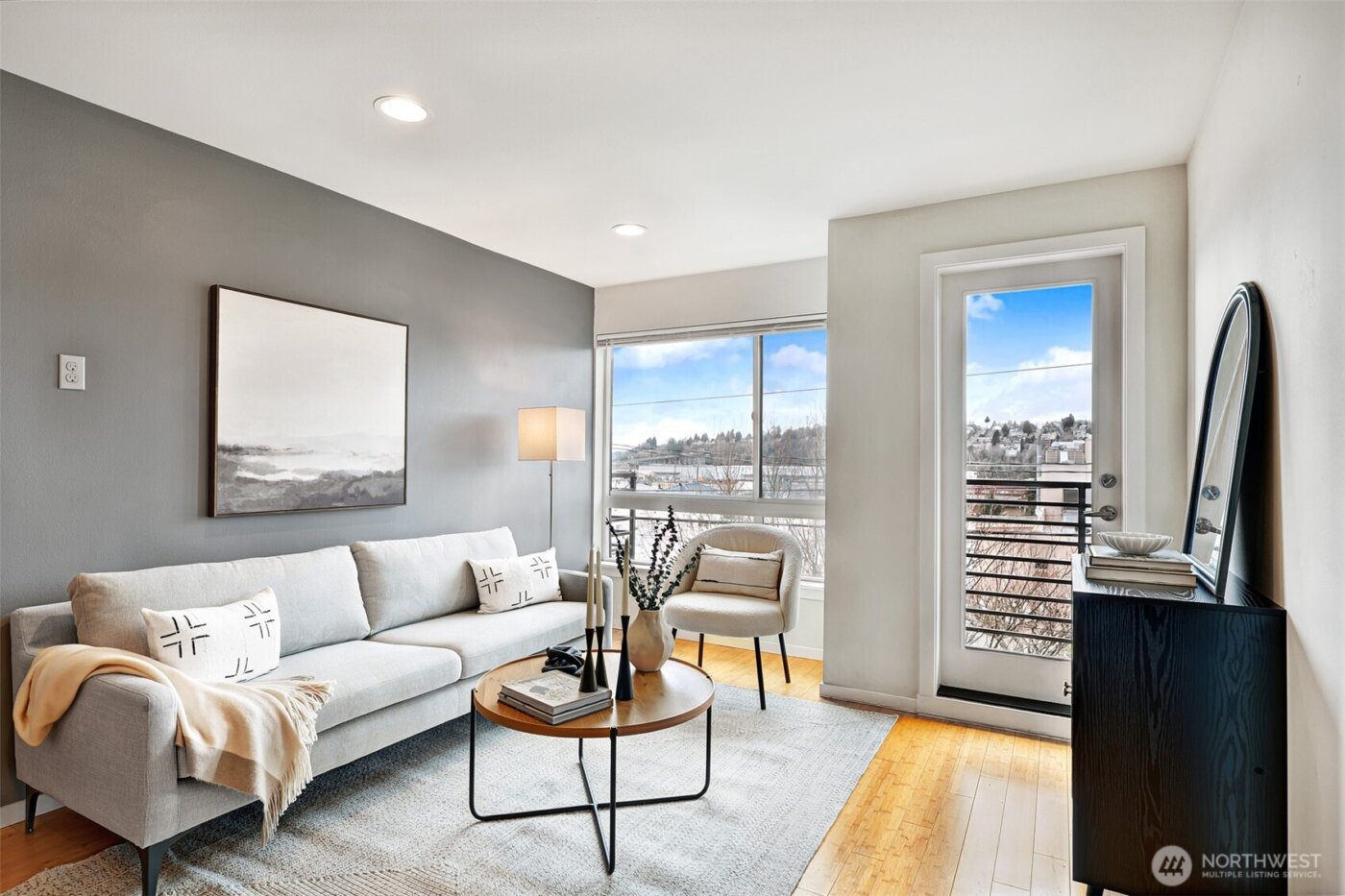 2046 14th Avenue W #B, Seattle, WA 98119