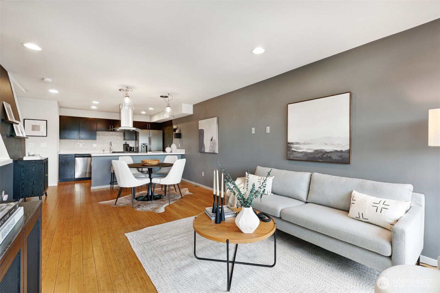 2046 14th Avenue W #B, Seattle, WA 98119