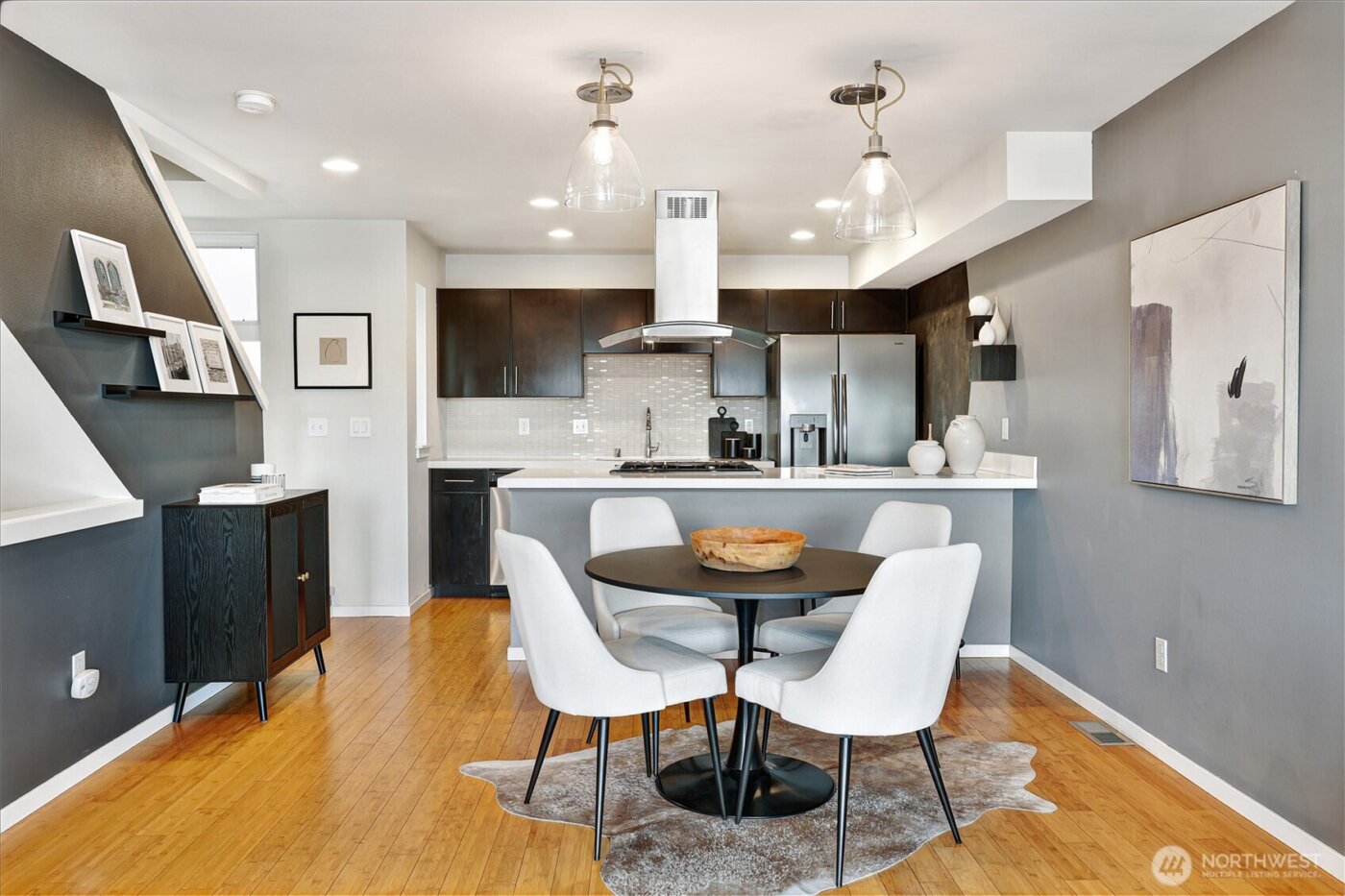 2046 14th Avenue W #B, Seattle, WA 98119