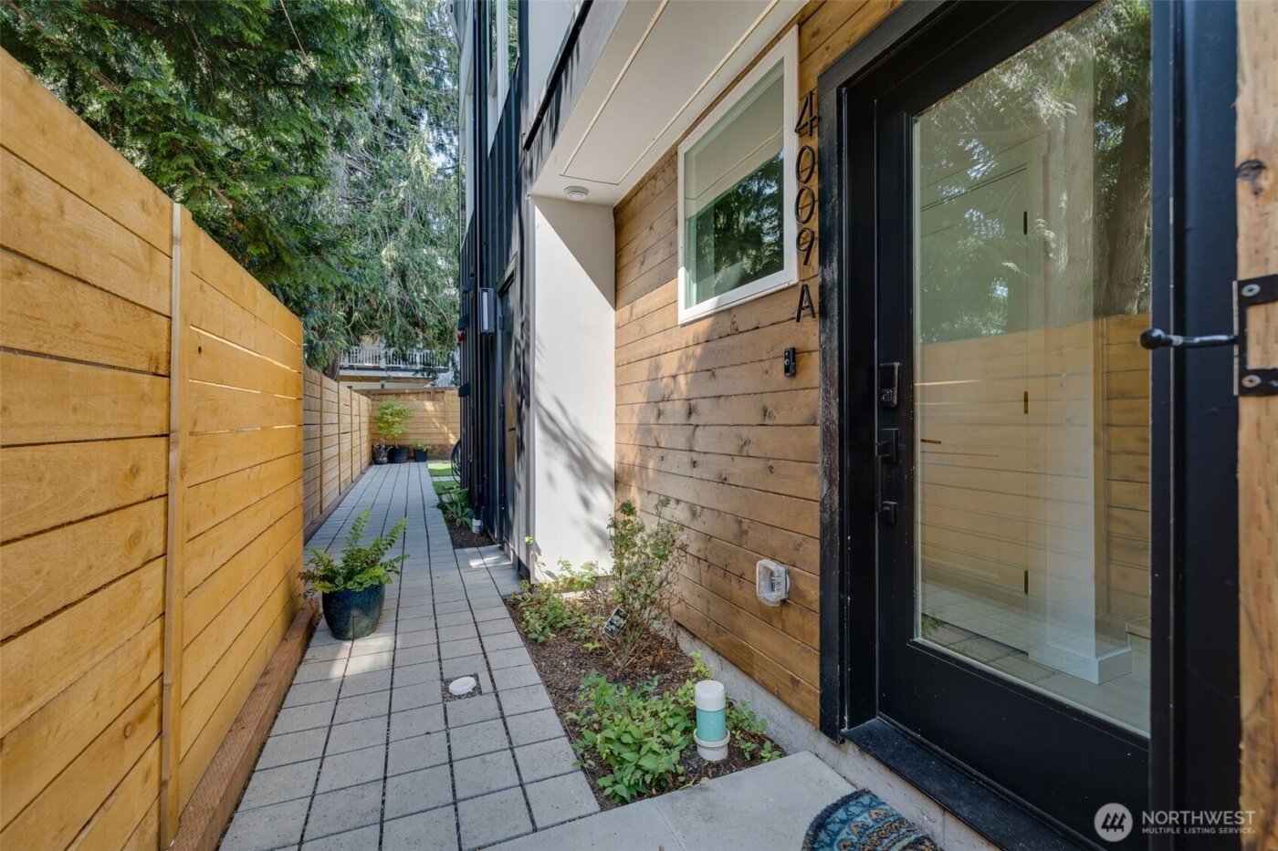 4011 Corliss Avenue N #3, Seattle, WA 98103