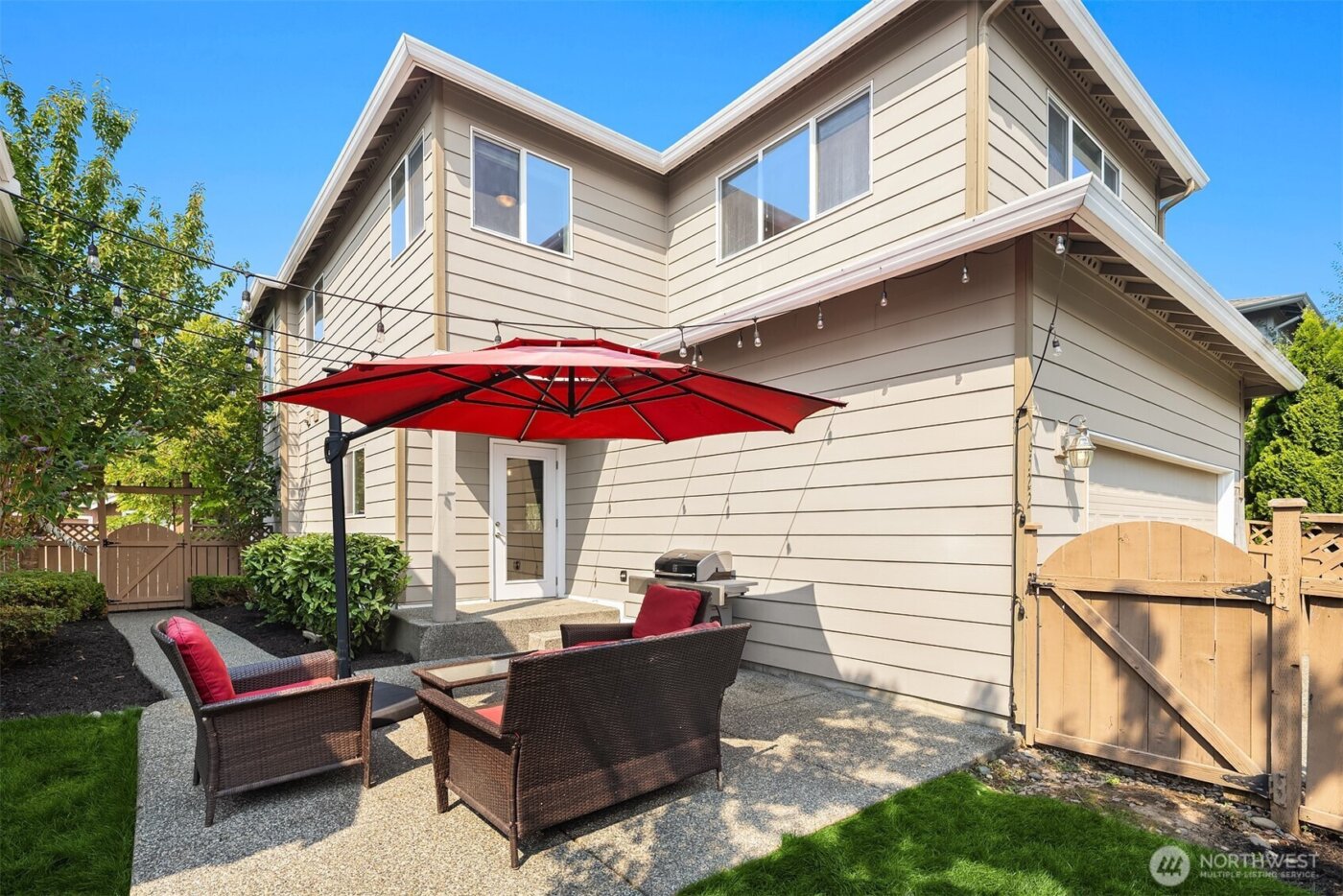 6522 W Crest View Loop SE, Snoqualmie, WA 98065