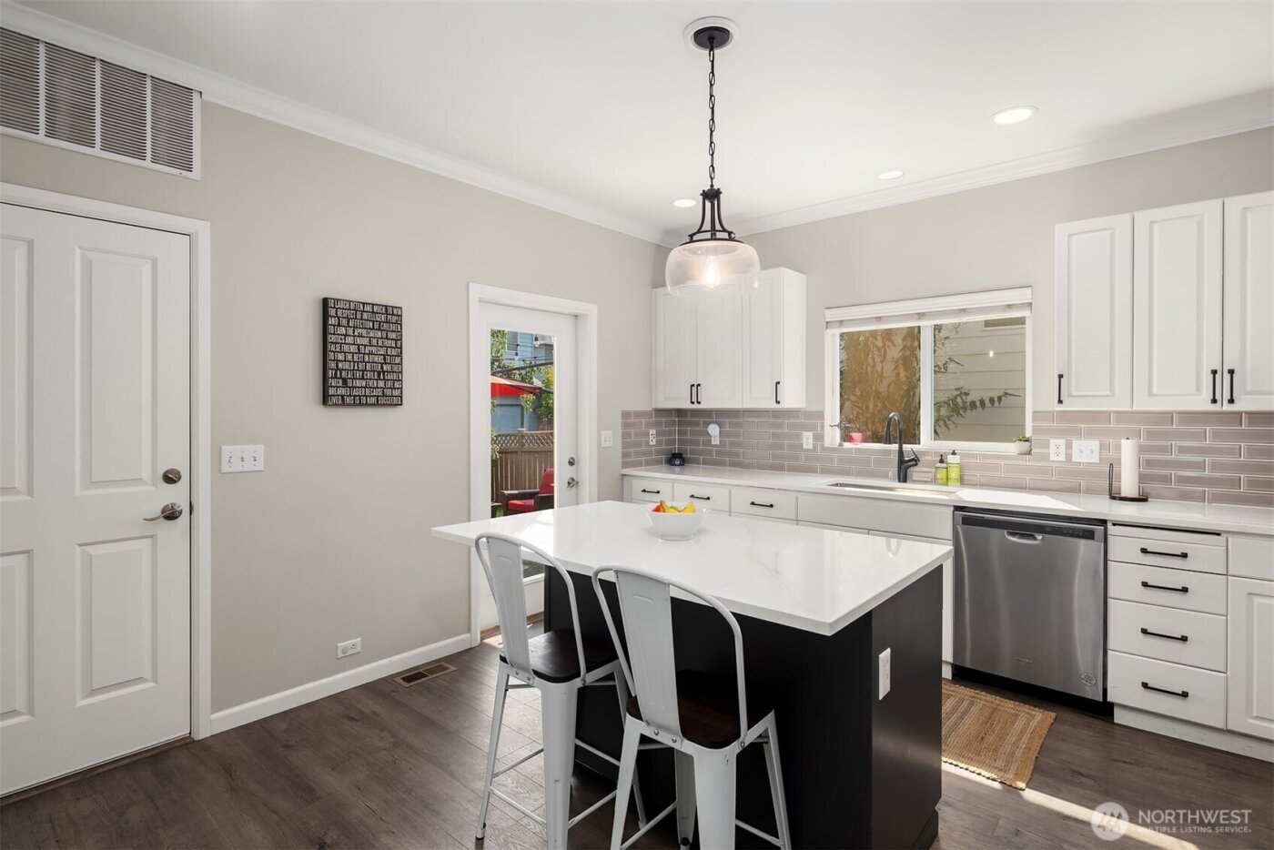 6522 W Crest View Loop SE, Snoqualmie, WA 98065