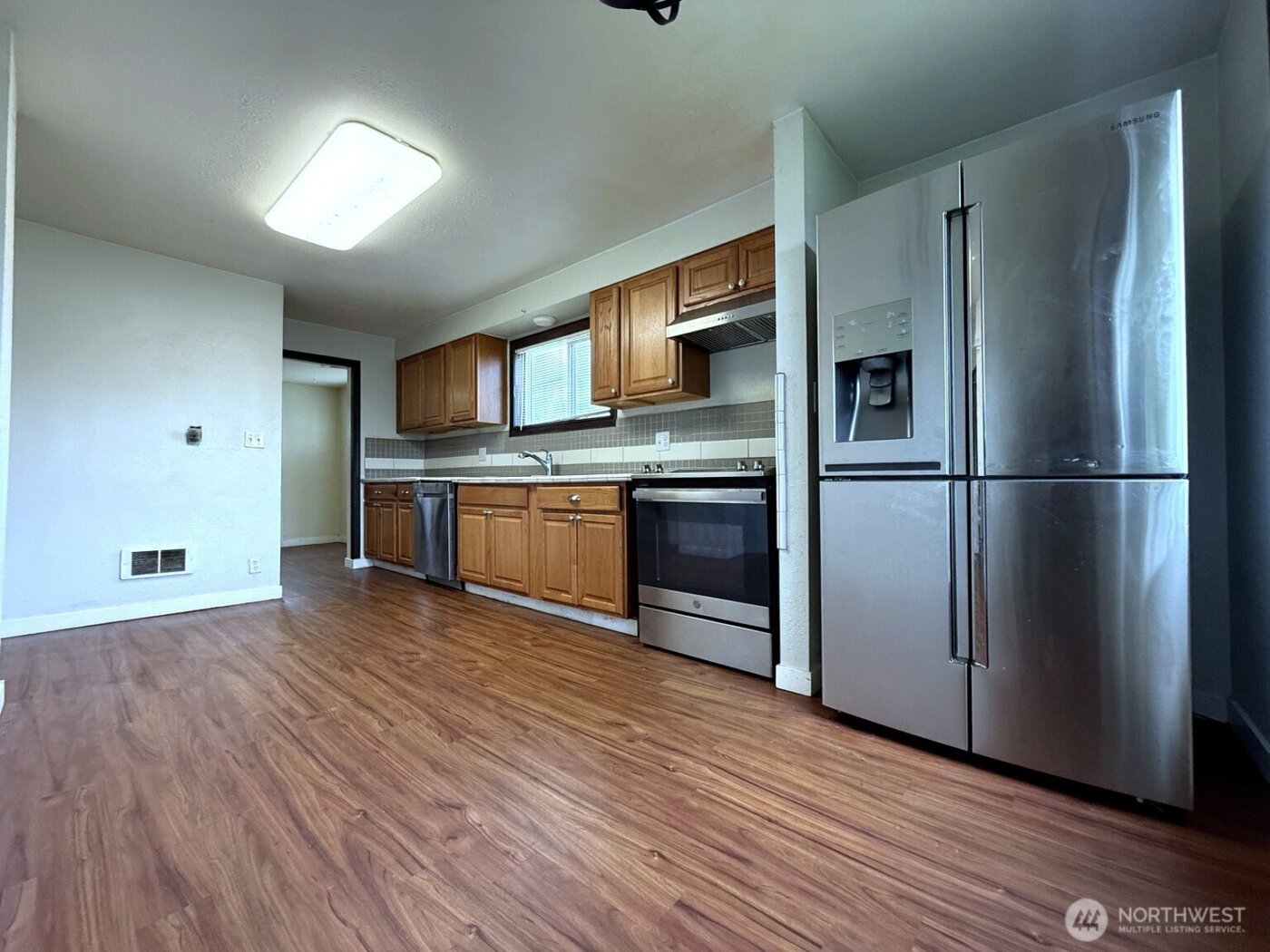 6530 S G Street , Tacoma, WA 98408