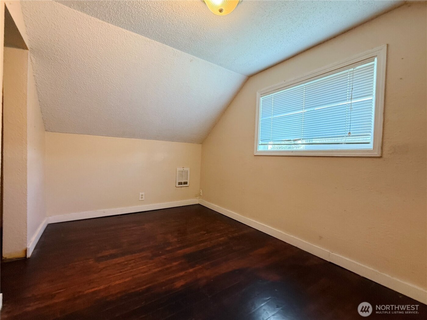 6530 S G Street , Tacoma, WA 98408