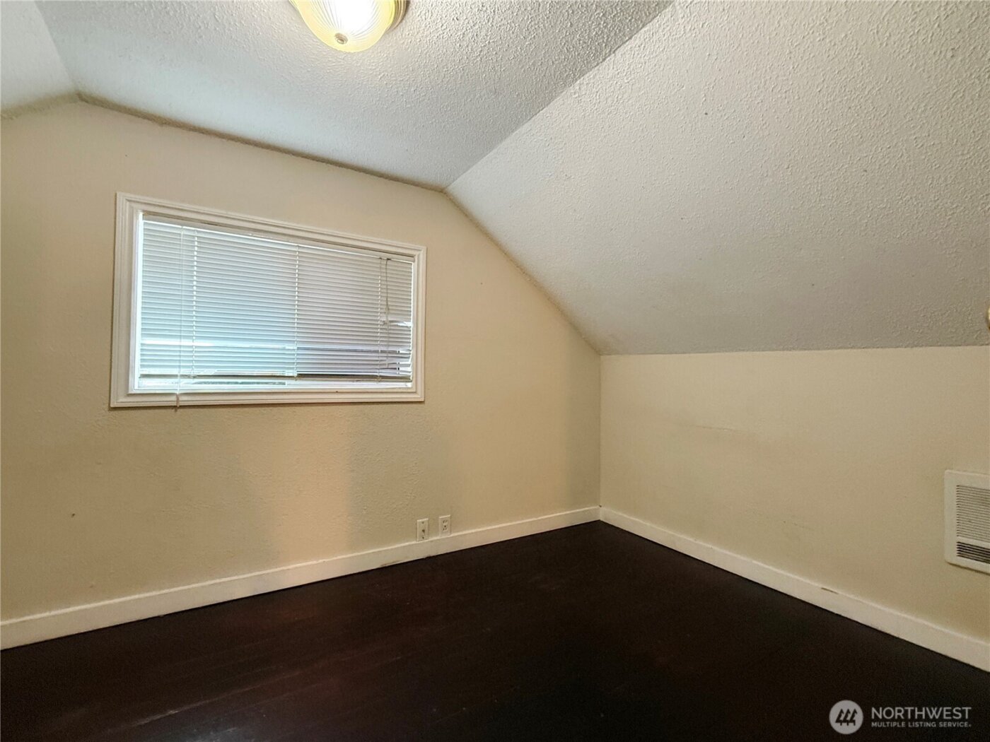 6530 S G Street , Tacoma, WA 98408