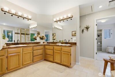 14402 SE 79th Drive , Newcastle, WA 98059 - Photo 24