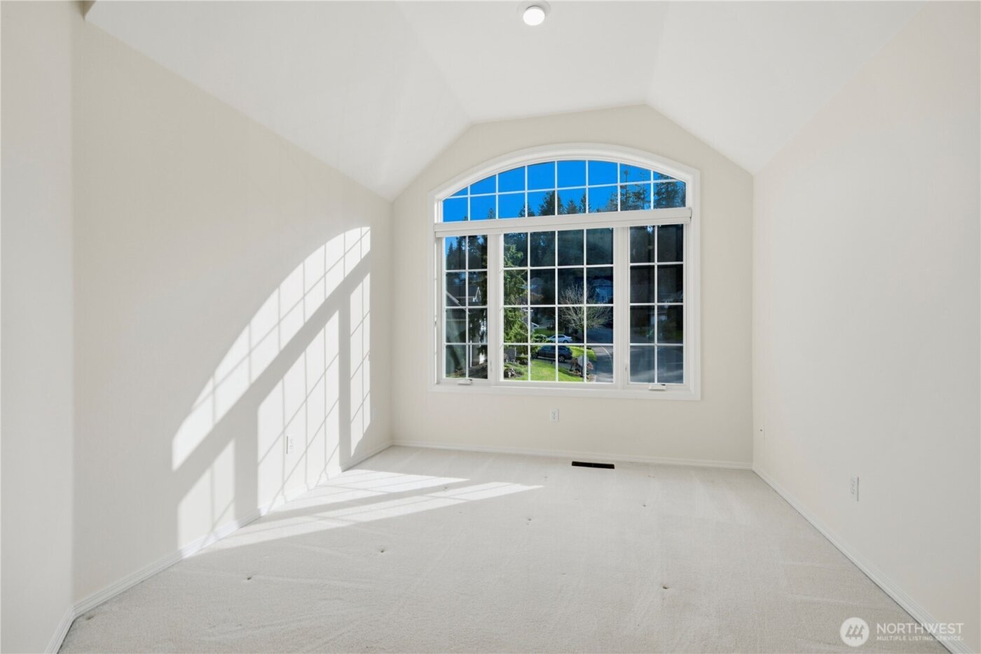 14402 SE 79th Drive , Newcastle, WA 98059