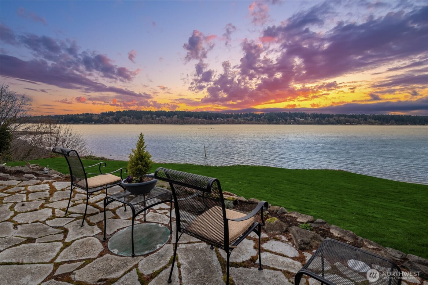 15550 Sandy Hook Rd NE, Poulsbo, WA 98370