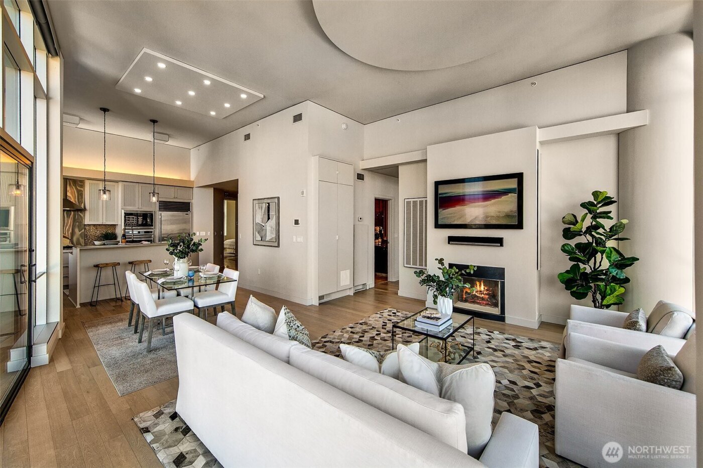 909 5th Avenue #Ph3, Seattle, WA 98164