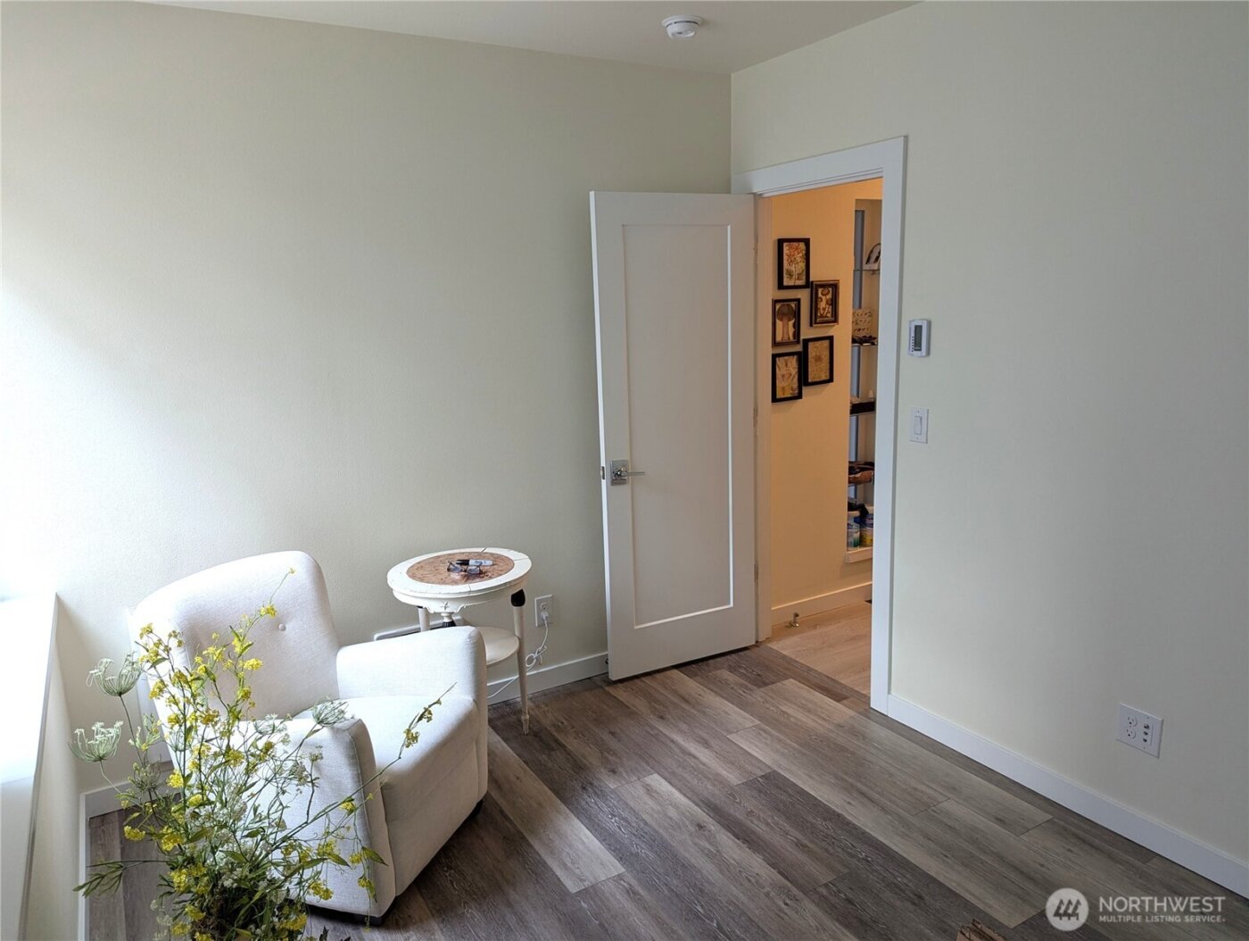 3070 SW Avalon Way #E, Seattle, WA 98126