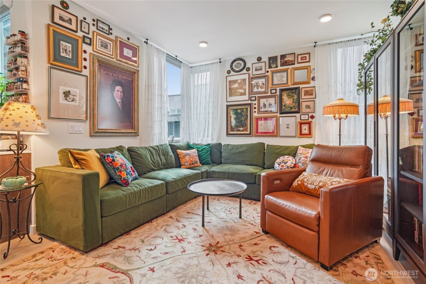 3070 SW Avalon Way #E, Seattle, WA 98126