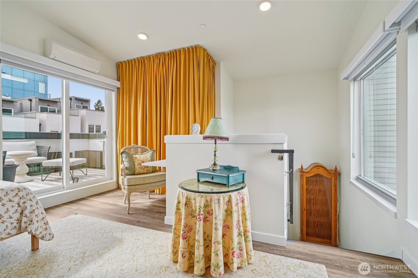 3070 SW Avalon Way #E, Seattle, WA 98126