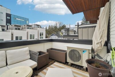 3070 SW Avalon Way #E, Seattle, WA 98126 - Photo 6