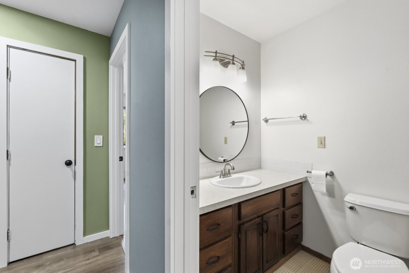 29191 Scenic Drive NE, Poulsbo, WA 98370