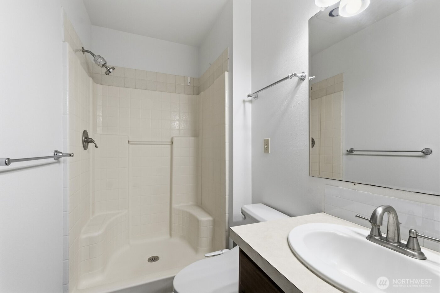 29191 Scenic Drive NE, Poulsbo, WA 98370