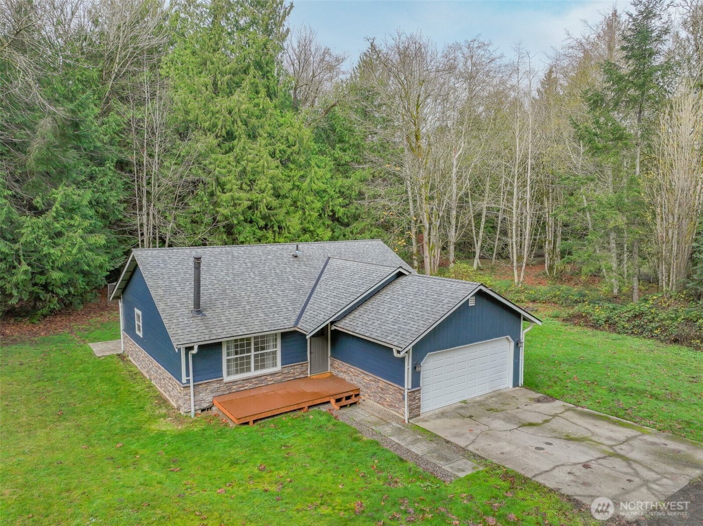 29191 Scenic Drive NE, Poulsbo, WA 98370