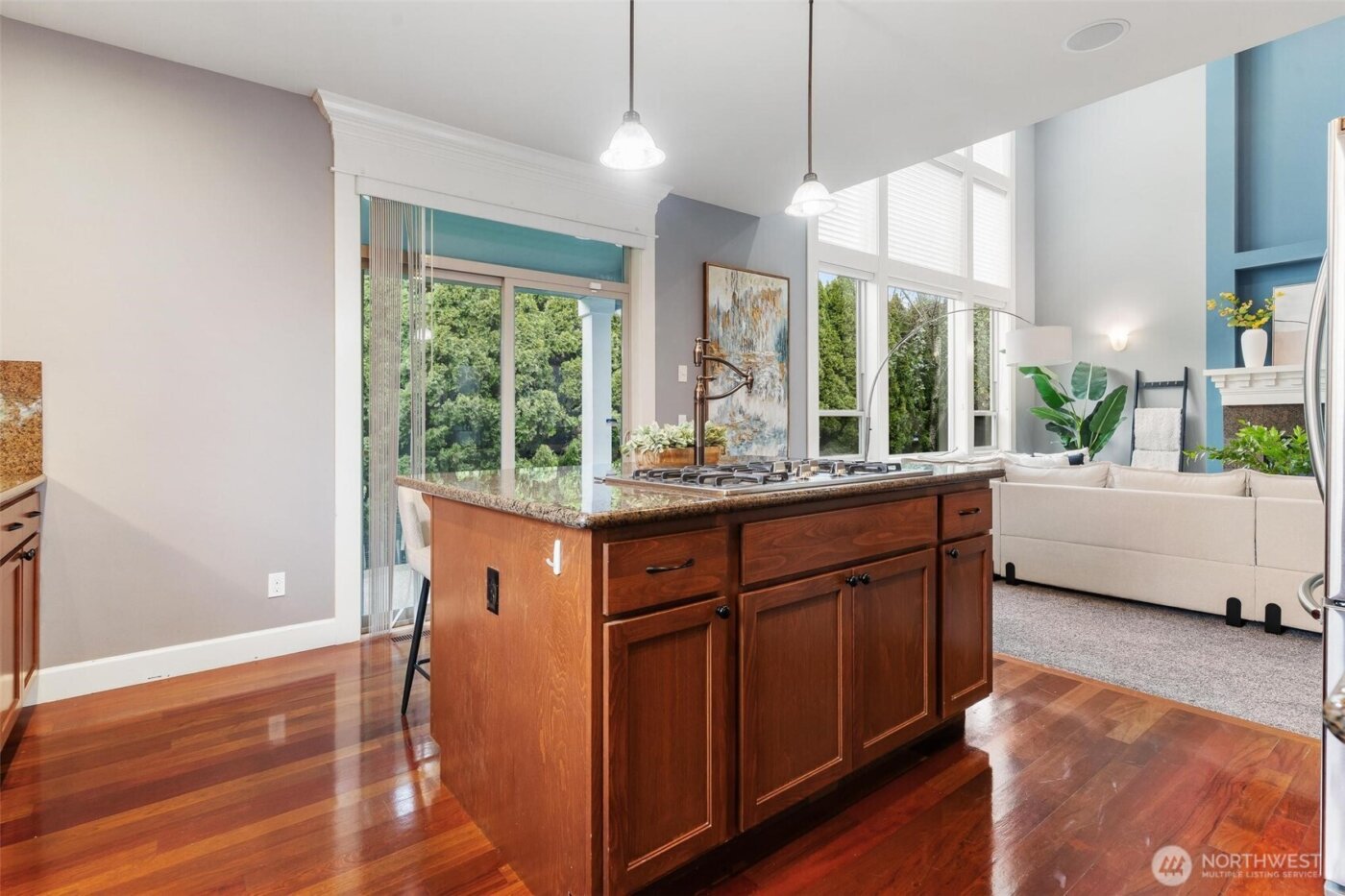 6743 SE 2nd Street , Renton, WA 98059-7077