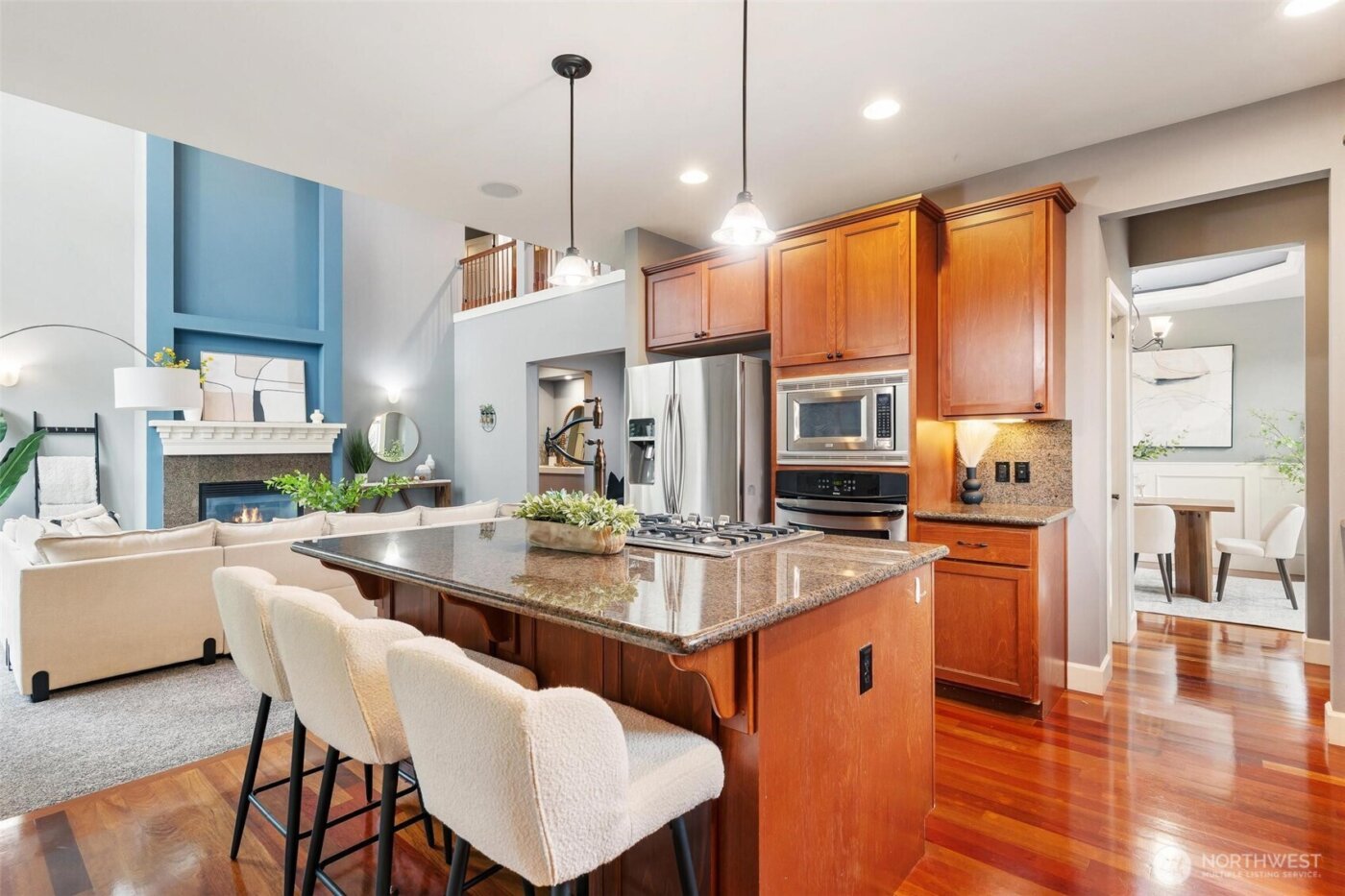 6743 SE 2nd Street , Renton, WA 98059-7077