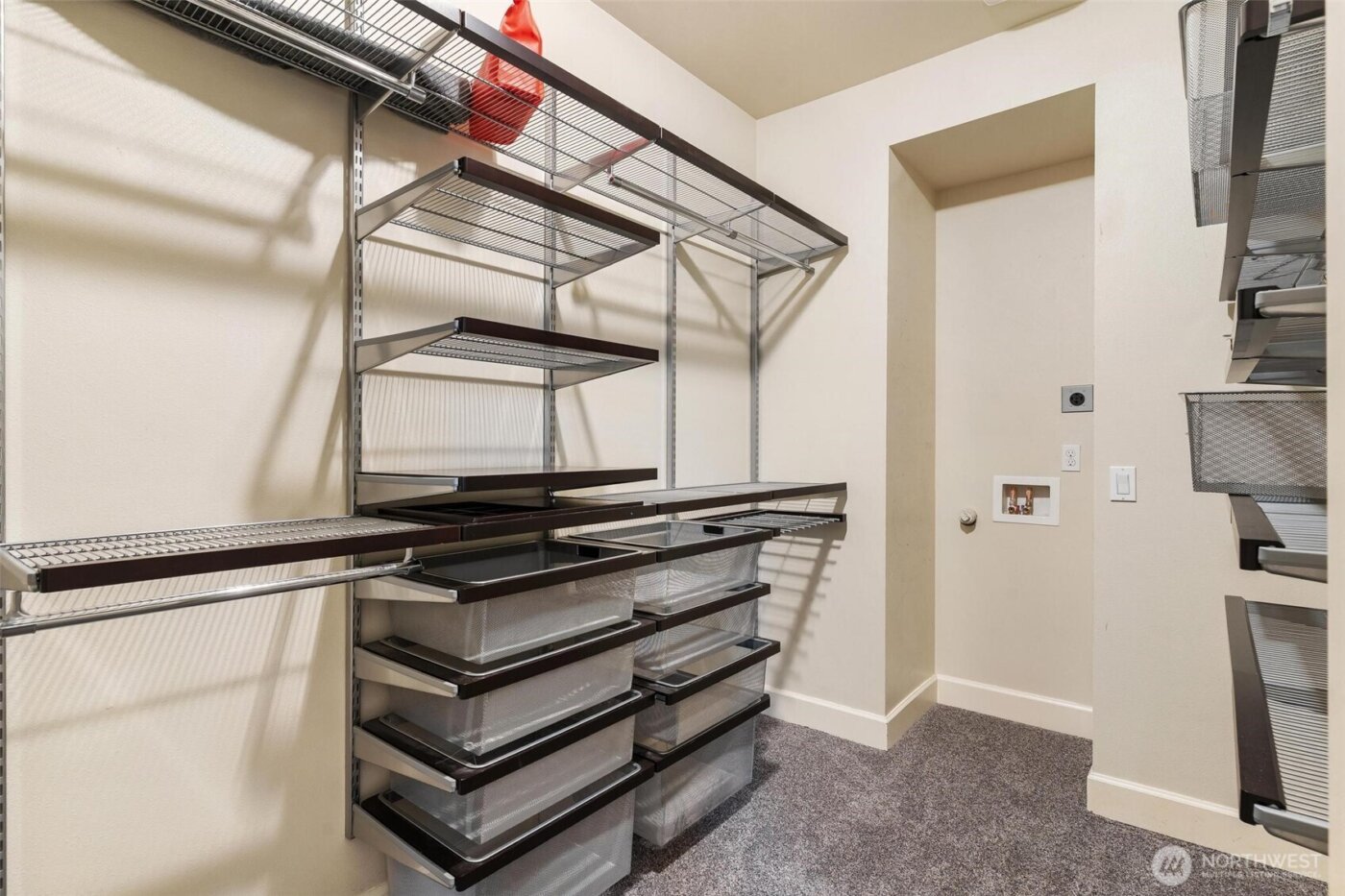 6743 SE 2nd Street , Renton, WA 98059-7077