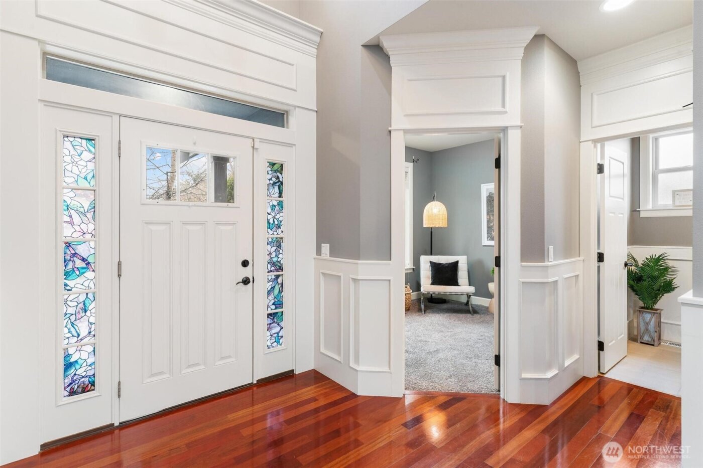 6743 SE 2nd Street , Renton, WA 98059-7077